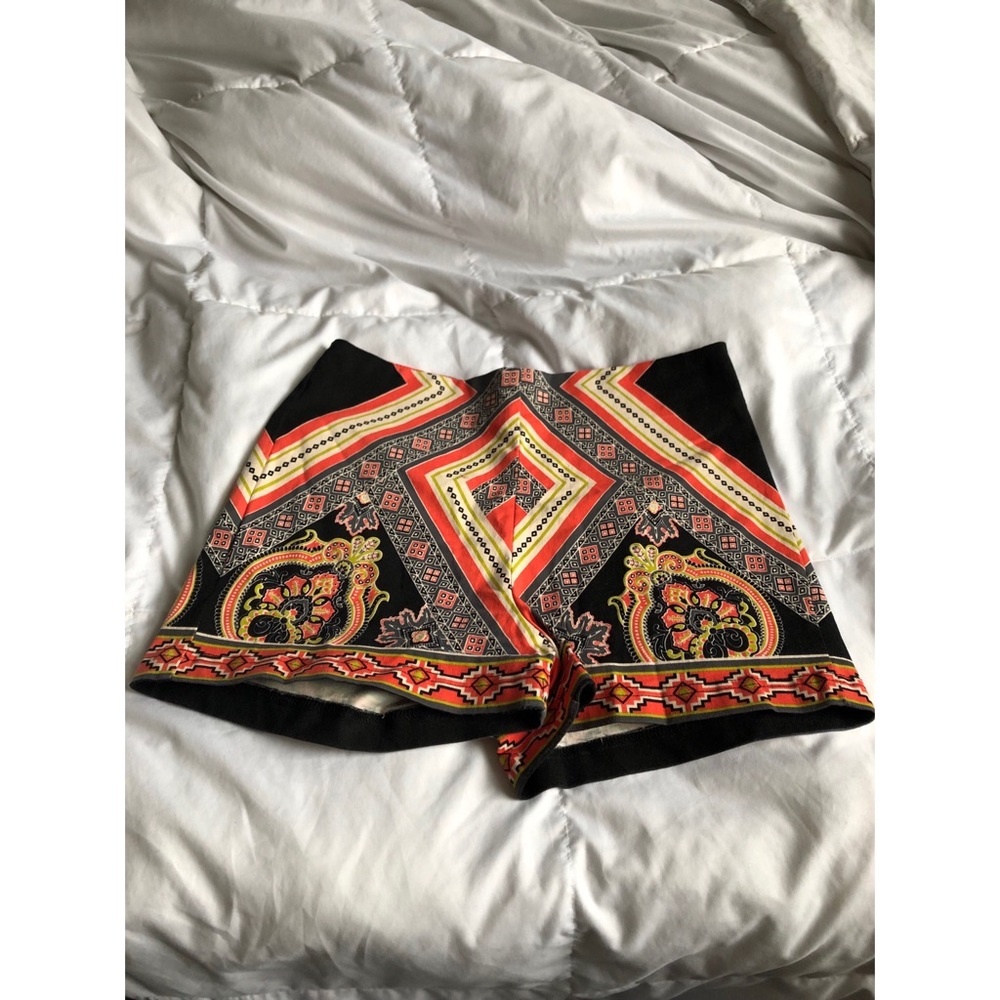 Black flying tomato shorts